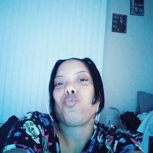 Meet your Posher, Gloria